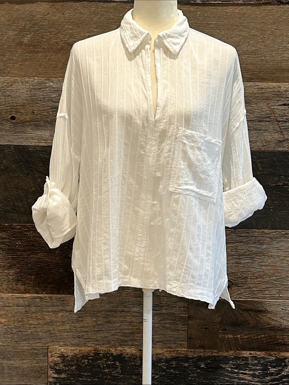 Max Studio London Collared Split Front Roll Tab Top. Large